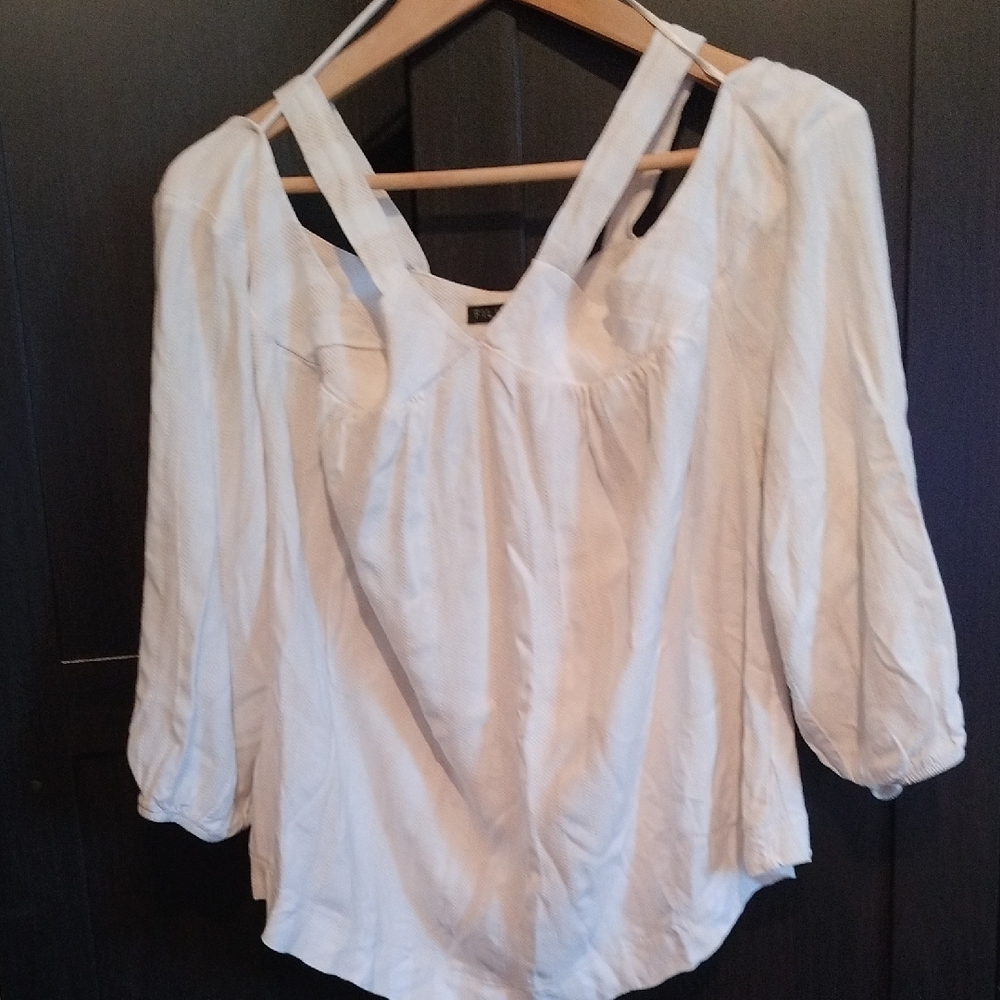 Filipa Flowy White And Cream Top - Medium